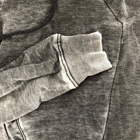 Grey Zipper-less Cardigan - Picture 5 of 7